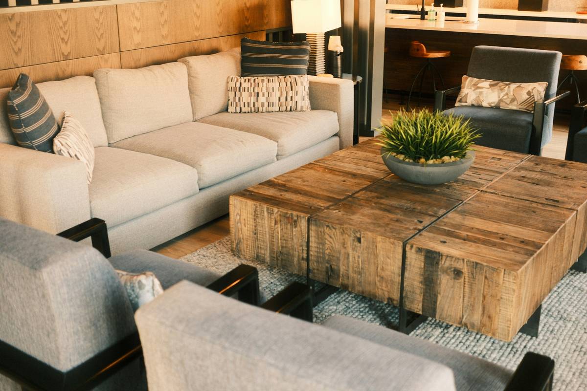 How to Nail Farmhouse Style Furniture Living Room Design (Without Looking Like a Pinterest Fail)