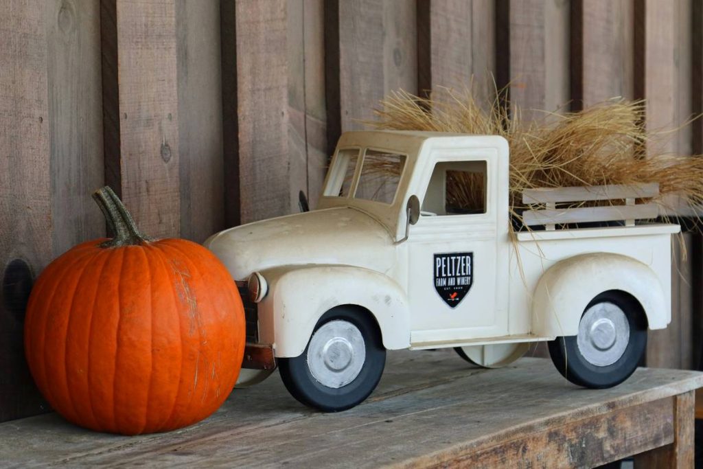 Why Your Home Feels Cold & How Farmhouse Style Furniture Australia Can Fix It