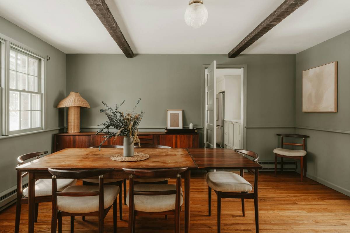 Farmhouse Style Dining Furniture: Timeless Charm Meets Modern Function