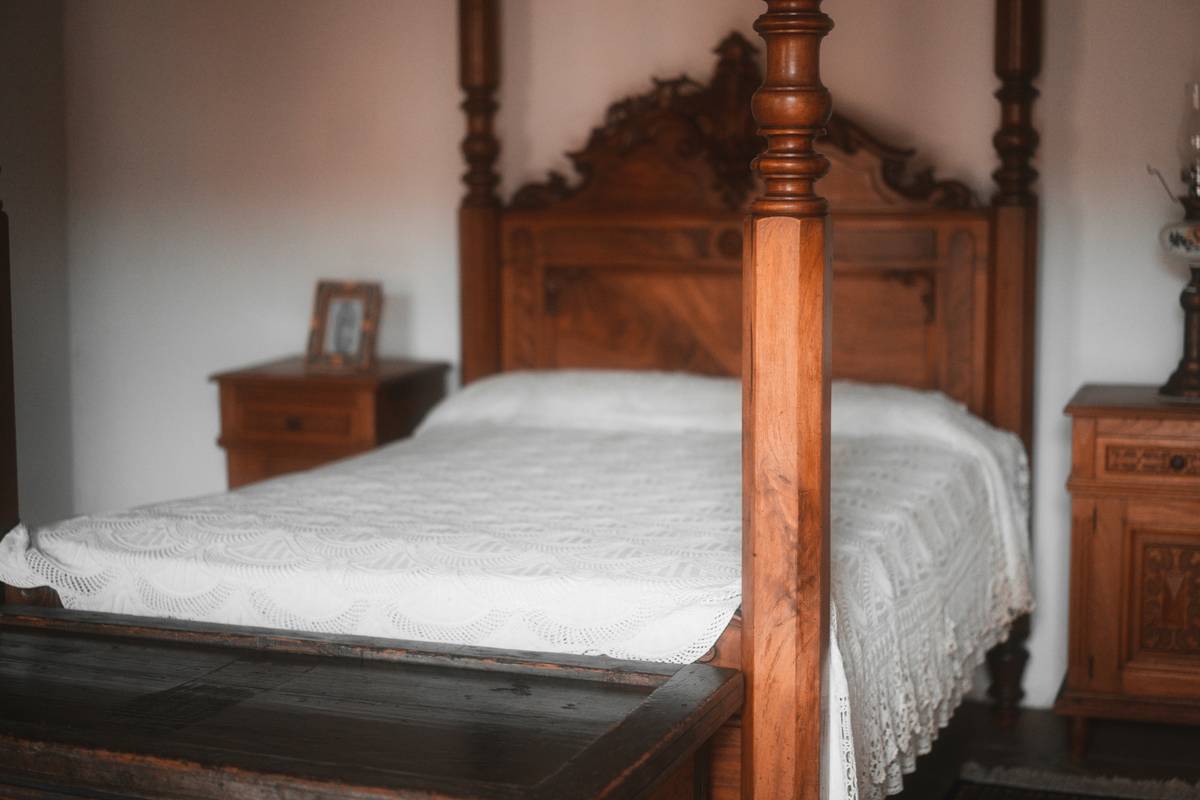 Why Your Farmhouse Style Furniture Bedroom Feels “Off”—And How to Fix It